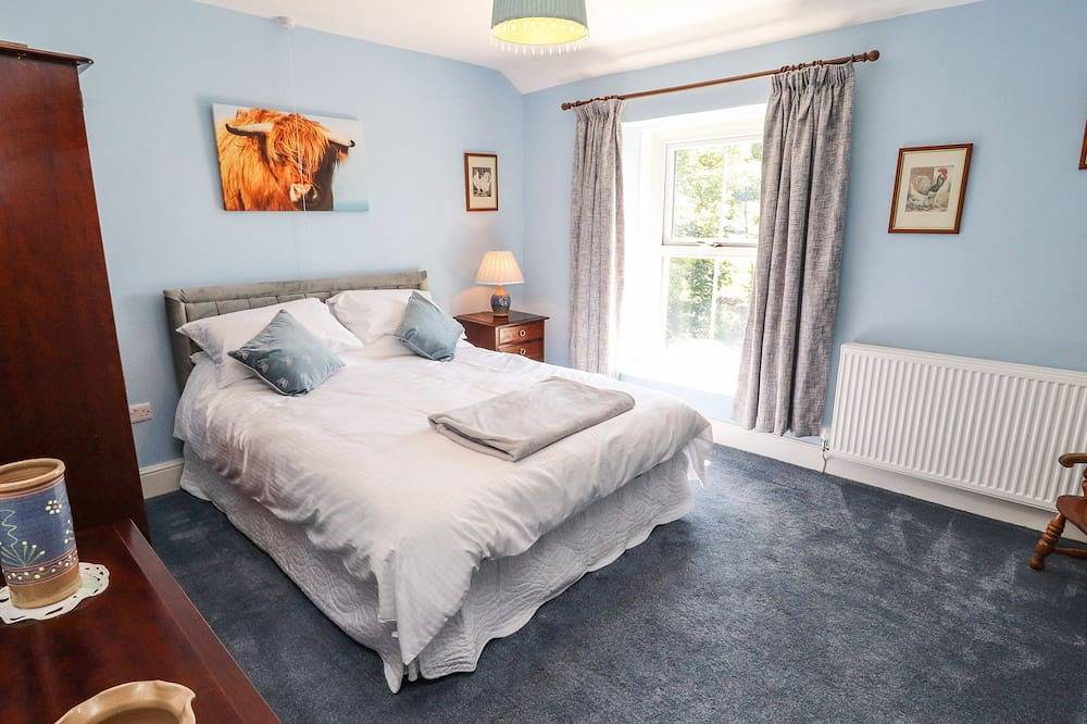 Rose Cottage, family friendly, with a garden in Settle in Horton in Ribblesdale, Yorkshire Dales National Park