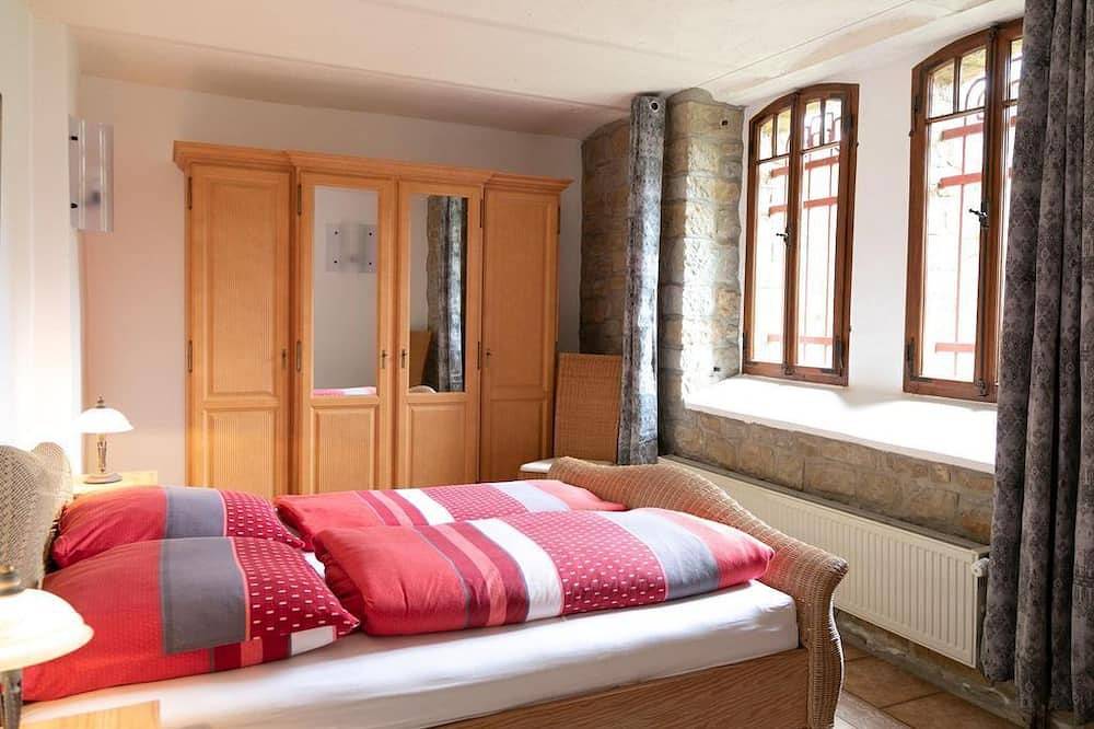 Ganze Wohnung, Alte Villa Meisenheim - 4-Bettwohnung in Meisenheim, Pfälzer Bergland