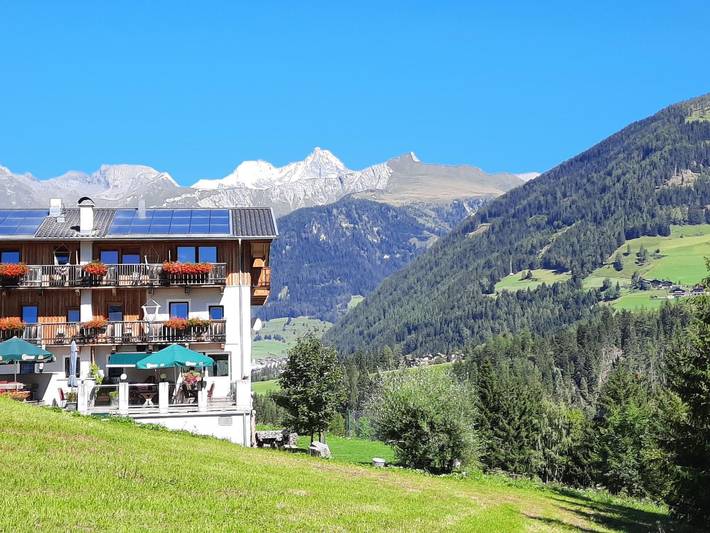 Hotel für 2 Personen, mit Terrasse und Garten, mit Haustier in Kals am Großglockner