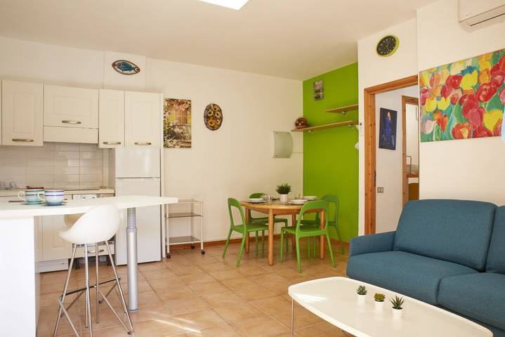 Apartamento entero, [Apartment] Parking, Wifi, Outdoor Space, and Sea in Marcelli, Numana