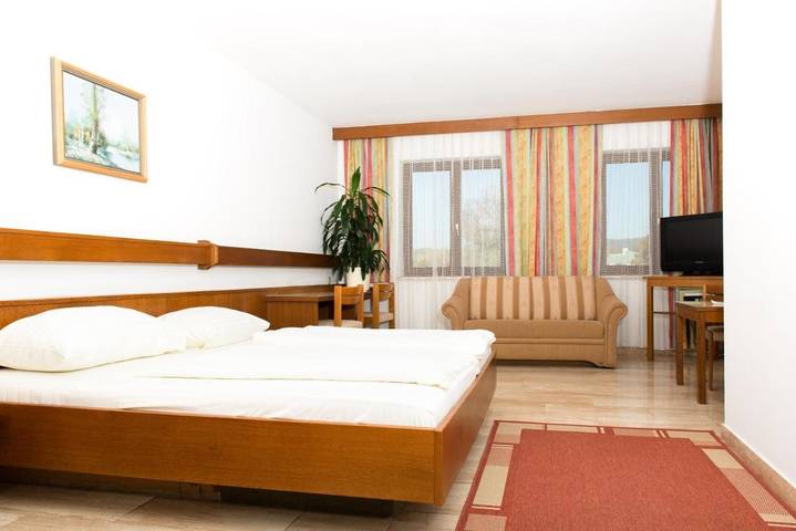 Hotel für 2 Personen, mit Balkon in Klosterneuburg - 4
