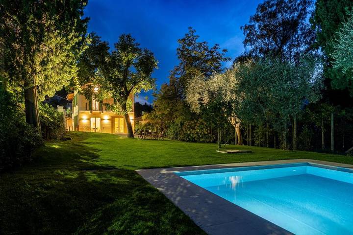 Villa pour 6 personnes, avec Balcon et Jardin ainsi que Piscine et Vue à Bellagio