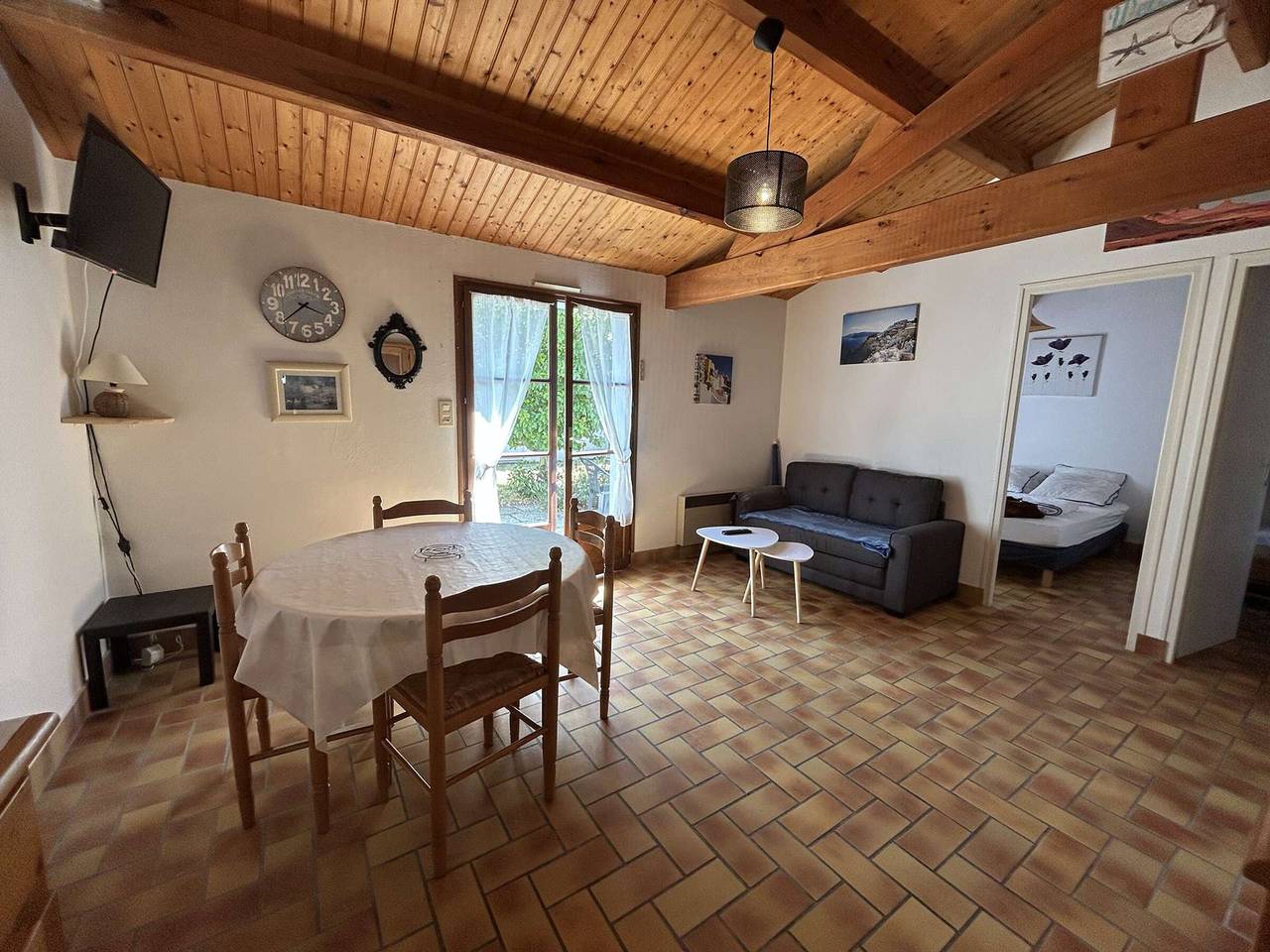 Cozy 2-Br House Near Beach with Garden, Bbq, and Terraces - Sleeps 4 in Noirmoutier-en-l'Île, Noirmoutier