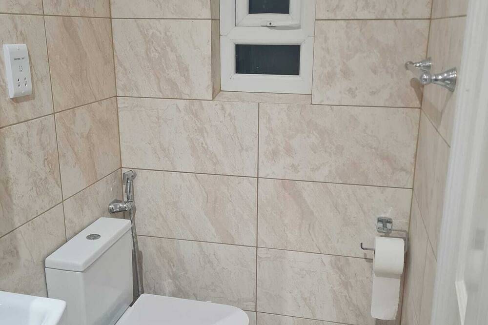 Ganze Wohnung, Cozy Detached Studio Retreat with Kitchen & Bath in Milton Keynes, Südostengland