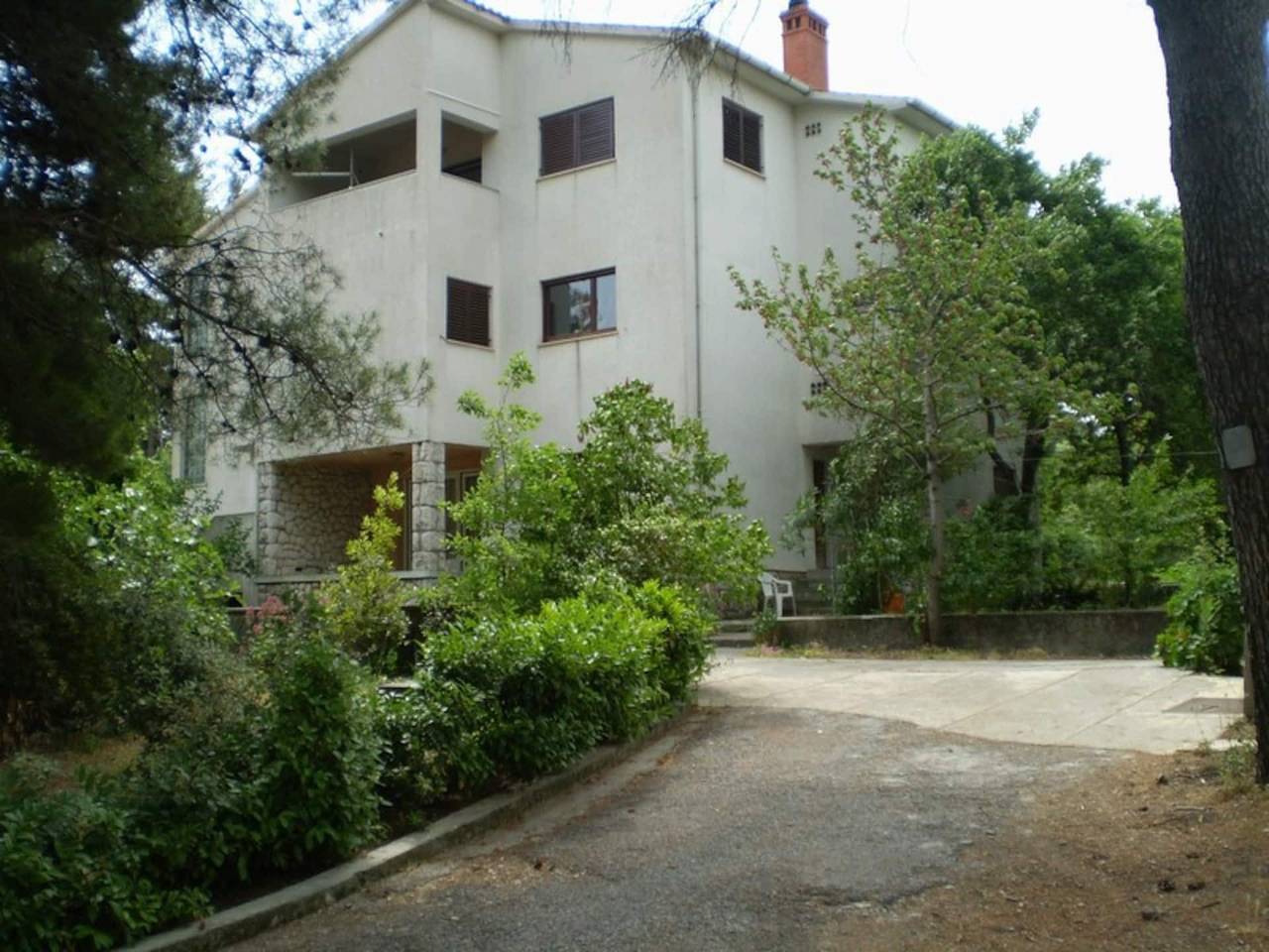 Entire apartment, Apartment Mare in Krk Harbor, close to the Beach and Center, Air conditioned, Parking for two Cars in Krk Town, Krk