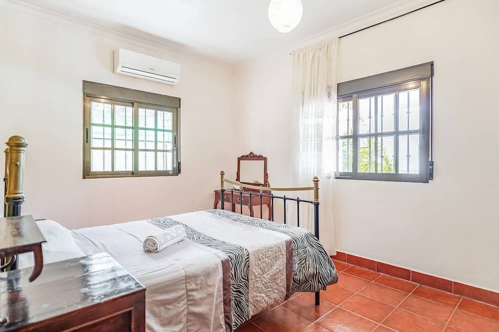 Awesome home in Algodonales with Wifi in Algodonales, White Villages