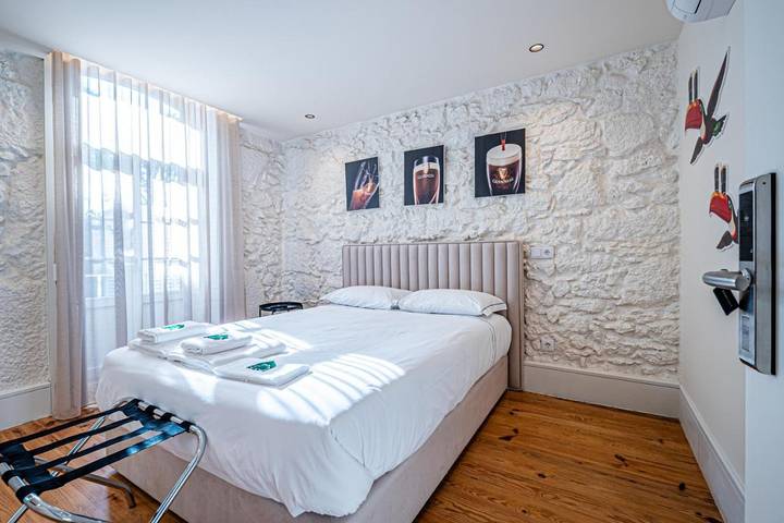 Maison d’hôte pour 2 personnes, avec terrasse ainsi que vue et jardin à Viseu - 4