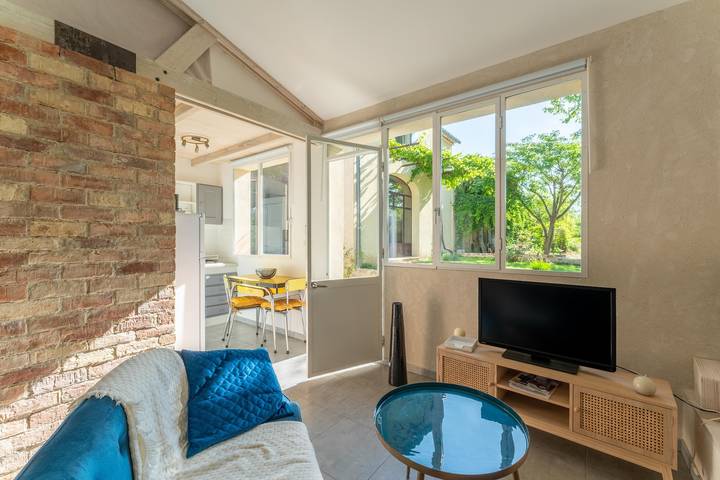 Location de vacances pour 2 personnes, avec Jardin à Sarrians