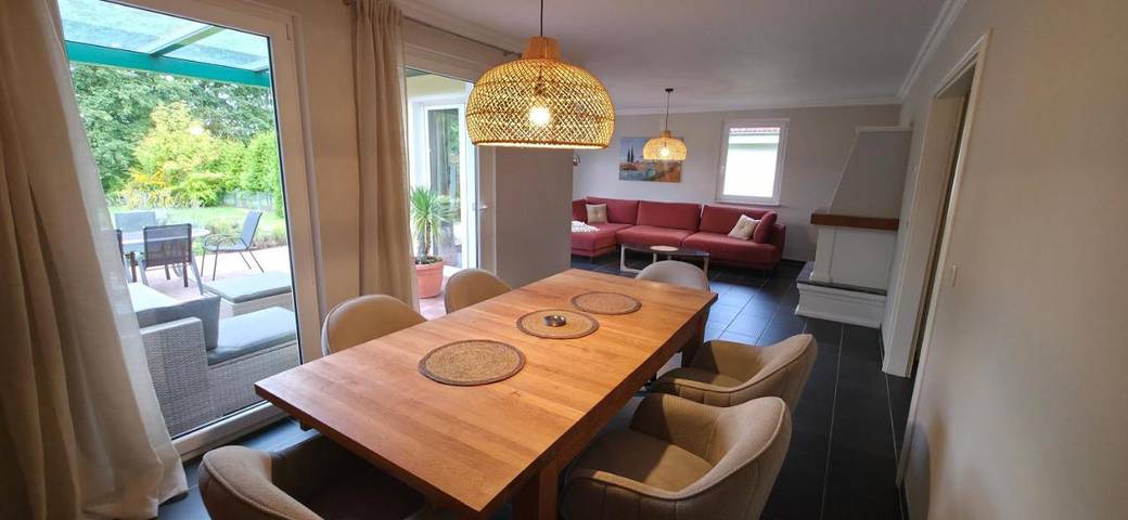 Ferienhaus für 5 Personen, mit Terrasse und Garten sowie Seeblick und Ausblick in Buchholz