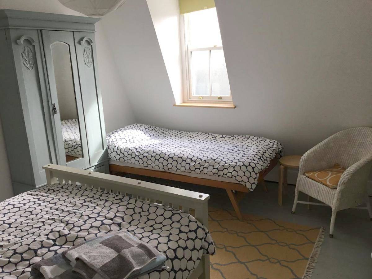 8a Spring Gardens in Haverfordwest, Permbrokeshire