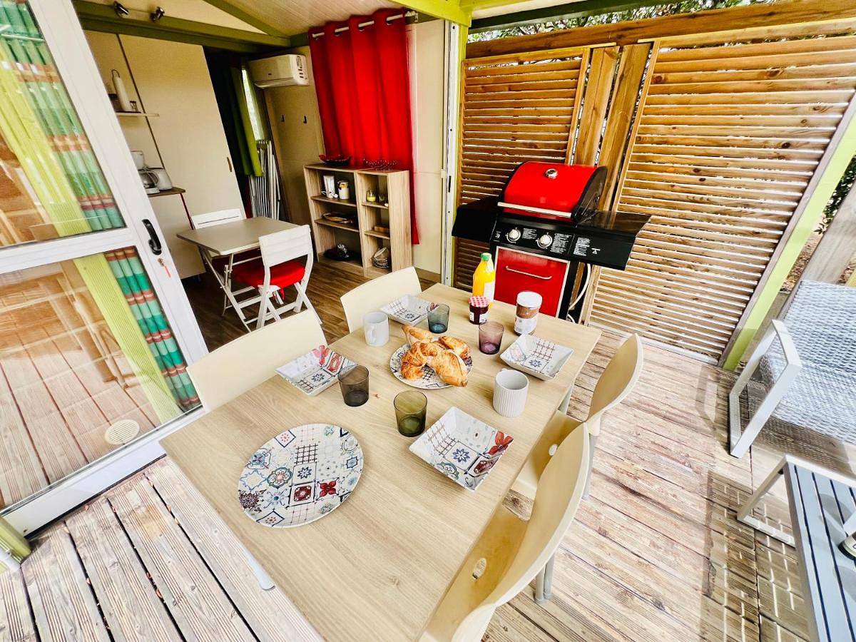 Two-Bedroom Chalet in Pianottoli-Caldarello, Arrondissement de Sartène