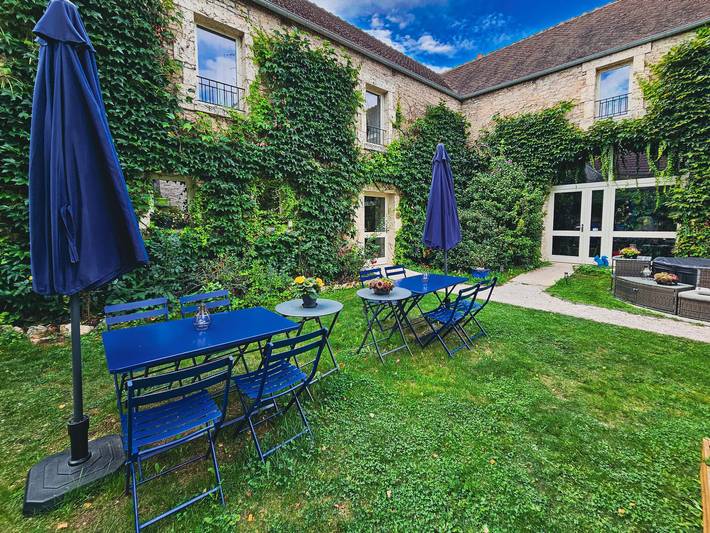 Location de vacances pour 2 personnes, avec Jardin et Sauna à Étivey