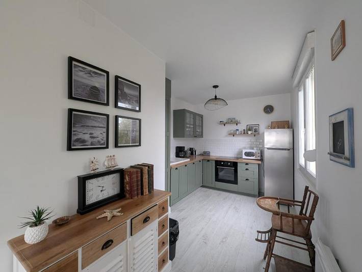 Location de vacances pour 7 personnes, avec vue et jardin à Saint-Jean-le-Thomas - 4