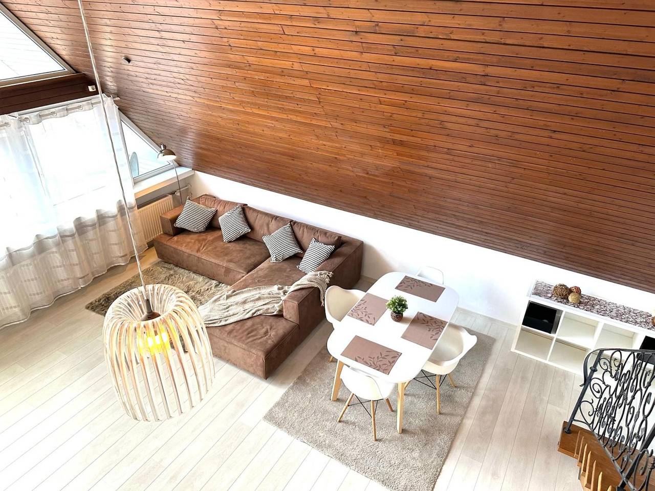 Ganze Wohnung, Apartment „Stillvolle in Göppingen“ mit privater Terrasse, Wlan und Klimaanlage in Göppingen, Landkreis Göppingen