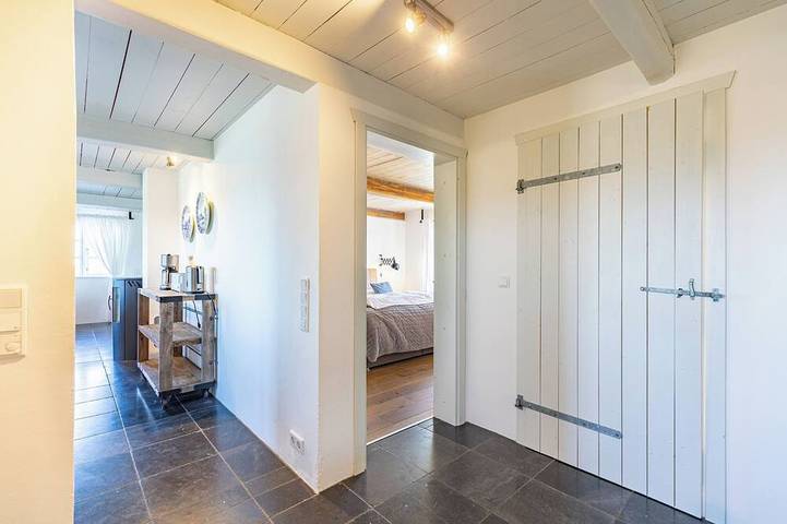 Schleusenwärter Luv: Ferienhaus mit Sauna, Kaminofen & Terrasse für bis zu 6 Gäs in Neukirchen (Nordfriesland), Nordfriesland