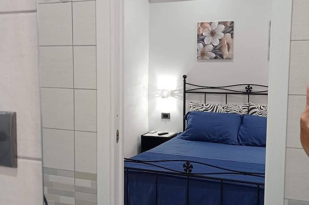 Guest House L'orto di Antonio, surrounded by greenery a few steps from the sea in Centola, Cilento