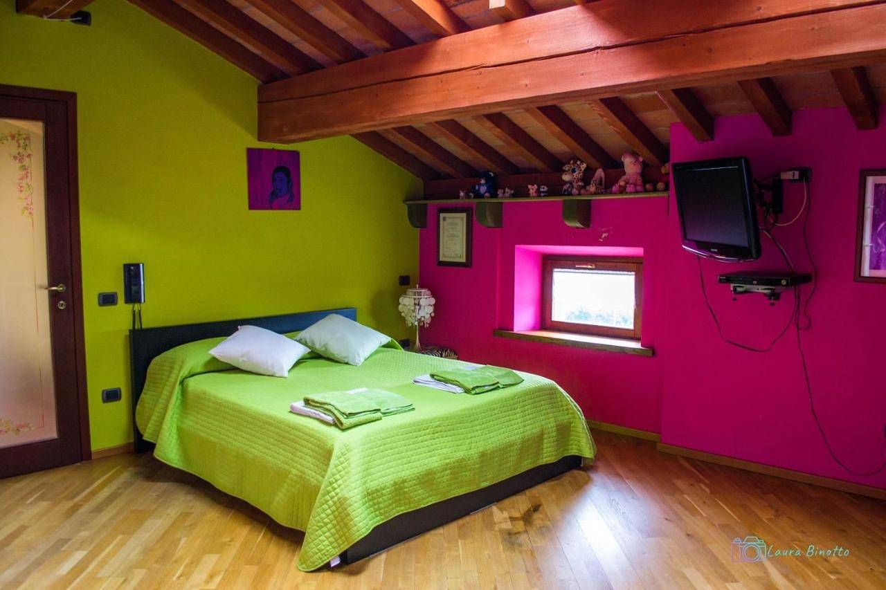 Antiche Vie B&B in Serramazzoni, Province de Modène