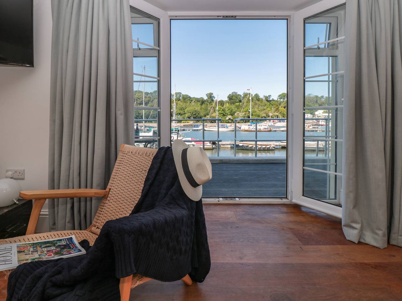 Entire apartment, Shipwrights in Kingswear, Devon