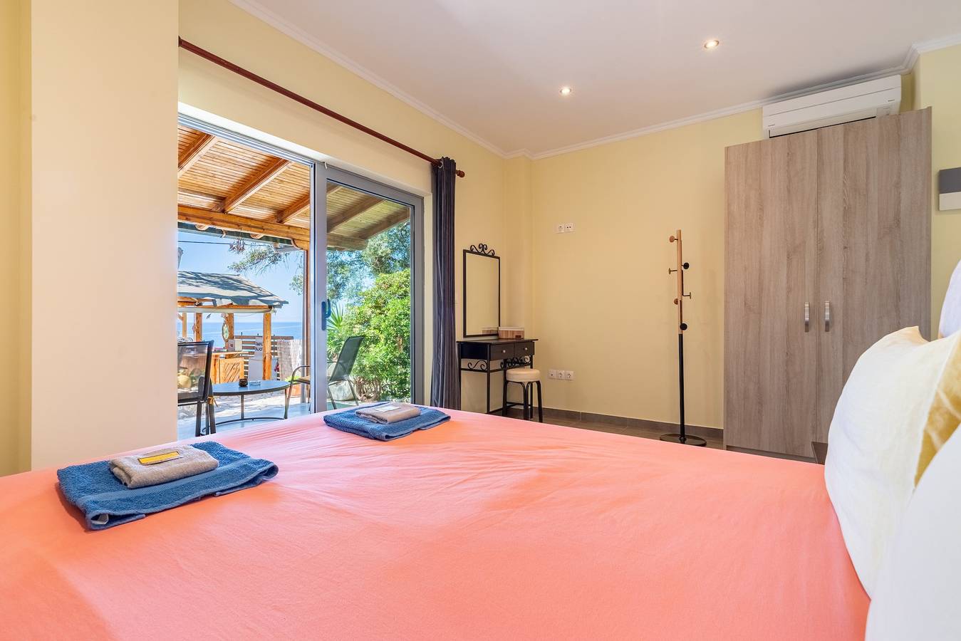 Ganzes Studio, Einzimmerapartment 'Mit Meerblick 1' mit Meerblick, Wi-Fi und Klimaanlage in Pelekas, Korfu