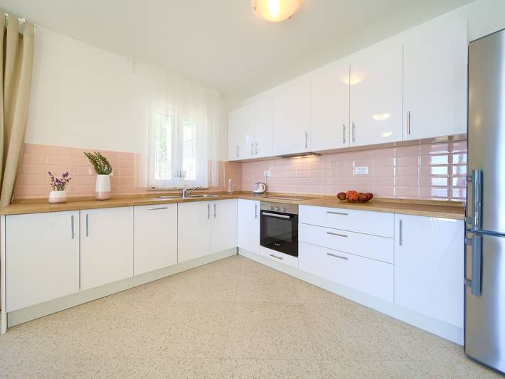 Villa für 8 Personen, mit Pool und Terrasse auf Cres - 4