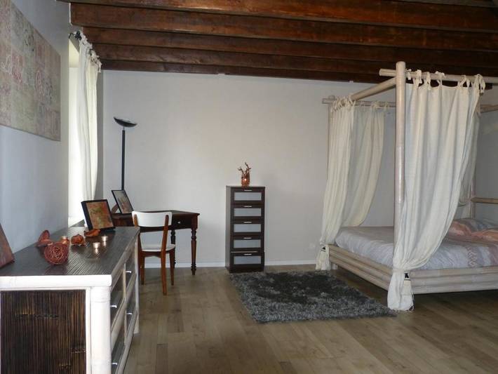 Location de vacances pour 2 personnes, avec vue ainsi que jardin et piscine à Castelnau-de-Lévis - 2