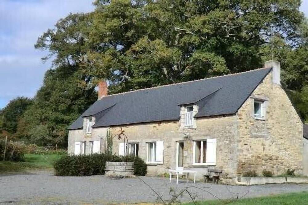 Idéal déconfinement heureux : pas de voisinage ! Cadre exceptionnel. in Saint-Molf, Côte d'Amour