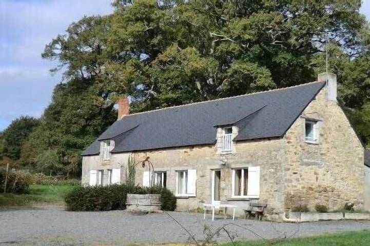 Gîte pour 12 personnes, avec Jardin à Saint-Molf