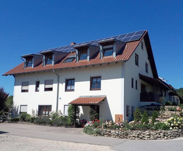 Ferienwohnung für 5 Personen, mit Terrasse und Garten sowie Ausblick, mit Haustier - 1