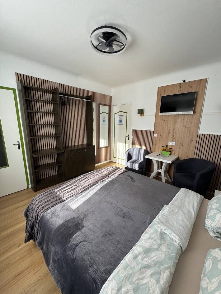 Gîte pour 2 personnes, avec balcon ainsi que jardin et vue à Castellane - 2