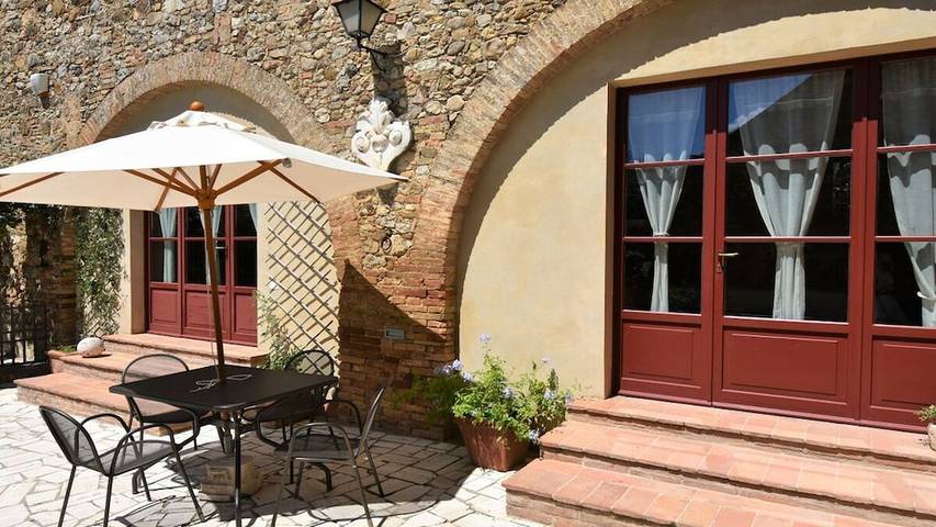Location de vacances pour 7 personnes, avec piscine et jardin à Monteriggioni - 3