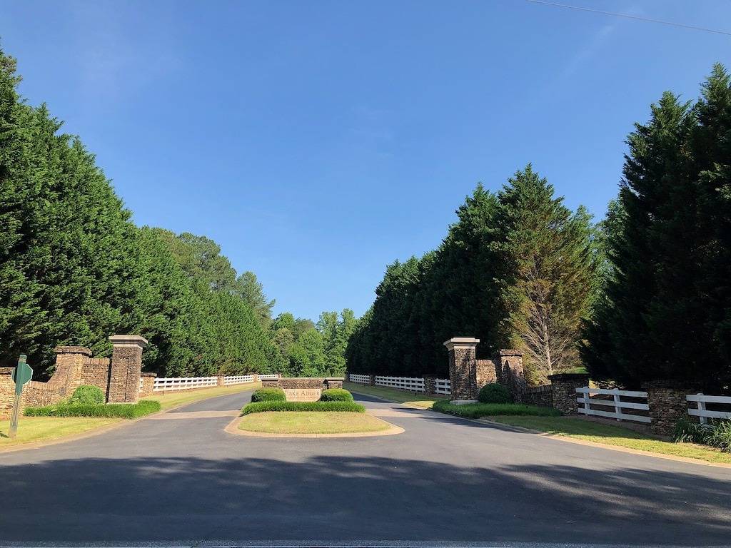 Lake Adger - Lakefront Charmin in Polk County NC