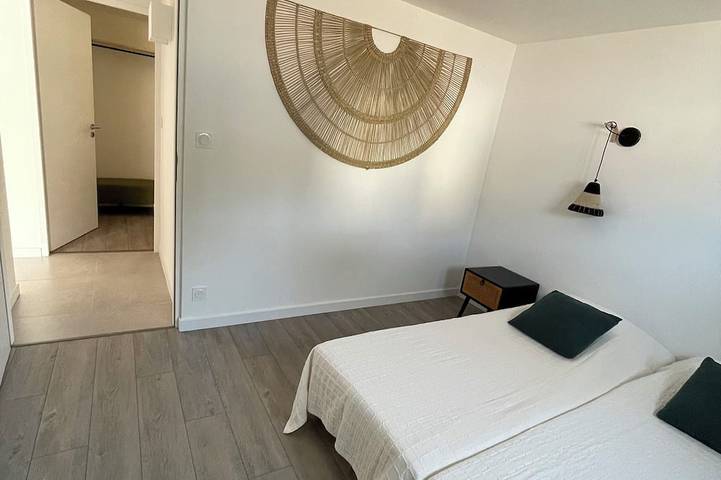 Location de vacances pour 8 personnes, avec jardin et terrasse dans Plage De Ragnette - 3