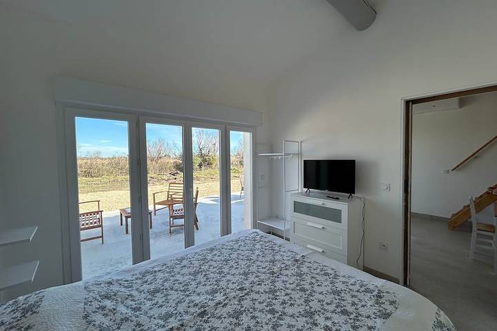 Location de vacances pour 4 personnes, avec jardin dans Office De Tourisme Des Saintes Maries De La Mer - 3