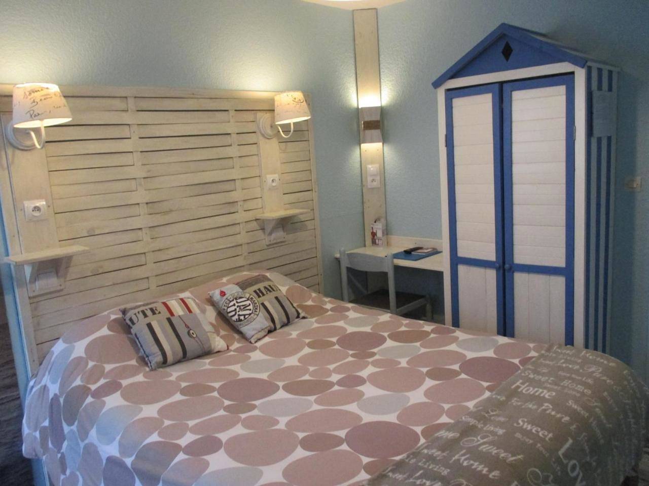 Single Room in Poitiers, Vienne (France)