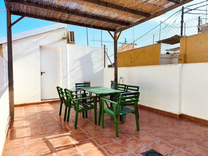 Ferienwohnung für 6 Personen, mit Balkon und Terrasse in Valencia - 4