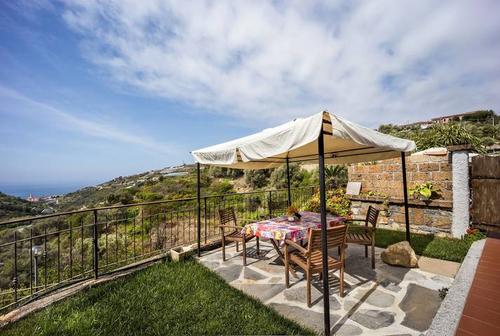 Ferienhaus für 5 Personen, mit Garten in Imperia Provinz - 2
