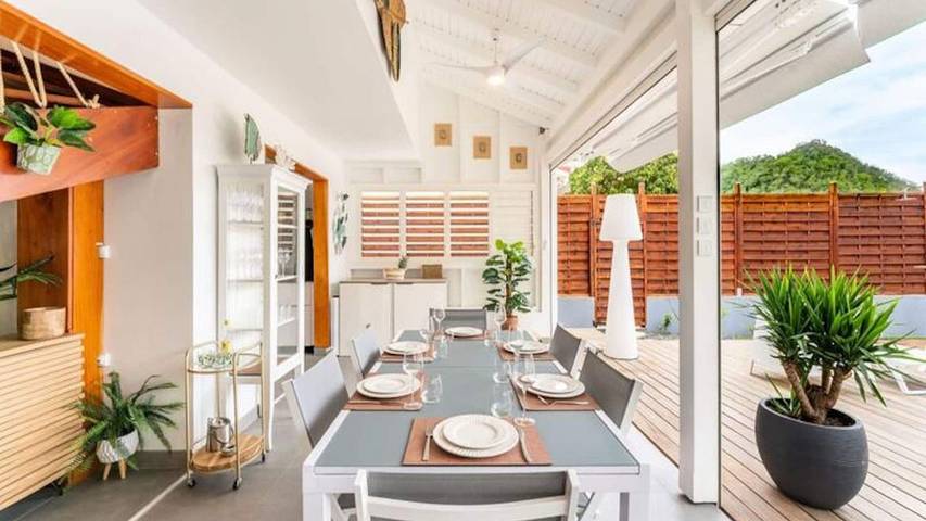 Gîte pour 7 personnes, avec jardin et piscine à Terre-de-Haut - 4