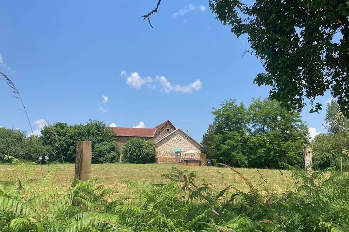 Maison de vacances pour 7 personnes, avec Terrasse et Jardin à Jumilhac-le-Grand
