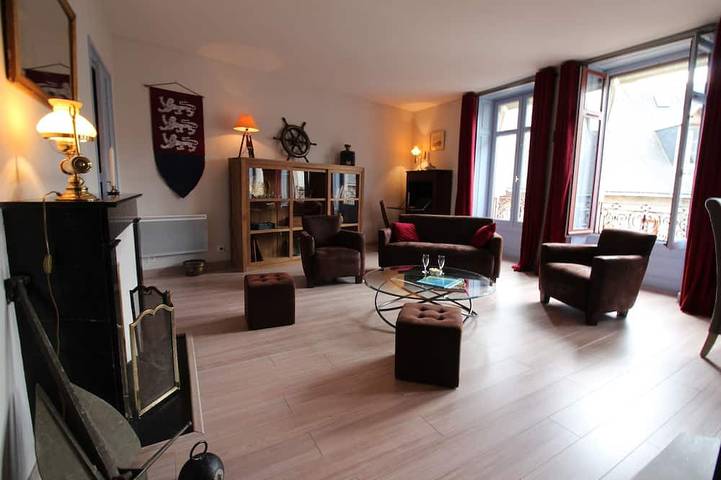 Gîte pour 4 personnes dans Marche Sur La Place Des Lices Vannes