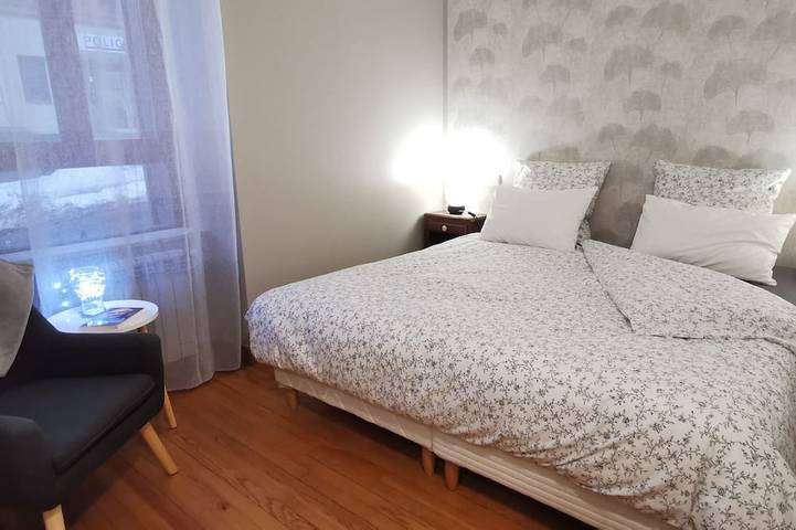 Appartement entier, Appartement 4* familial, terrasse, jardin et cheminée in Briançon, Serre Chevalier