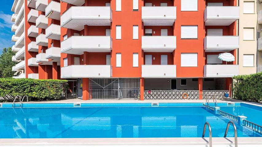 Holiday home for 5 people, with terrace and pool, with pets - 1