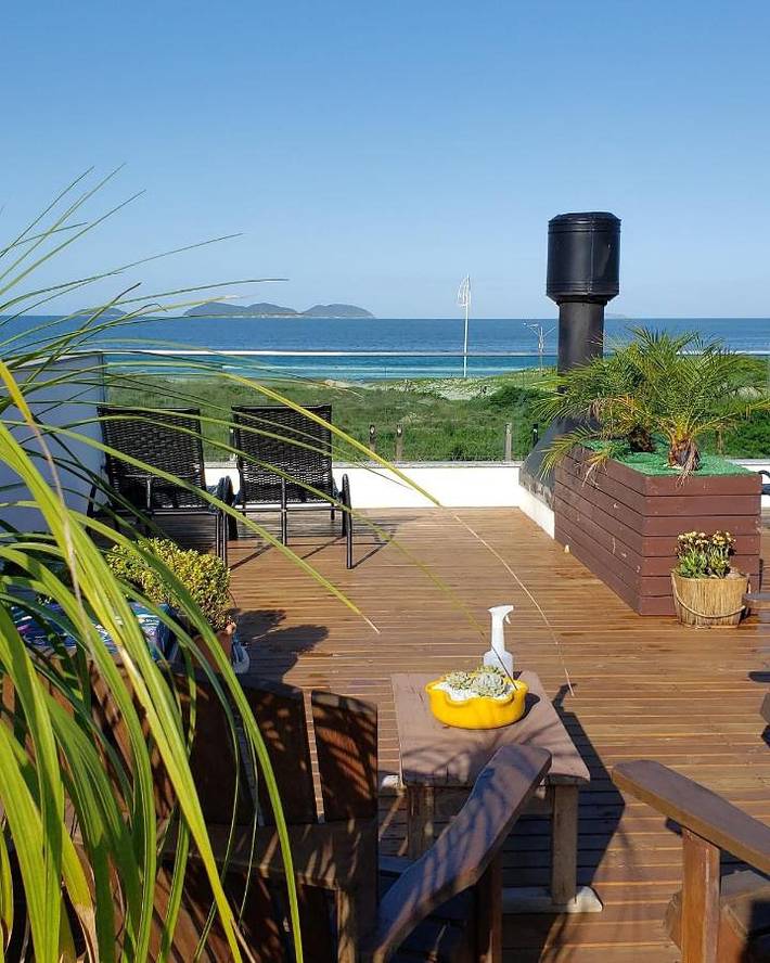 Casas e apartamentos de temporada para 6 pessoas, com vista e vista para o lago e ainda piscina and jardim, com animais de estimação em Praia da Pinheira