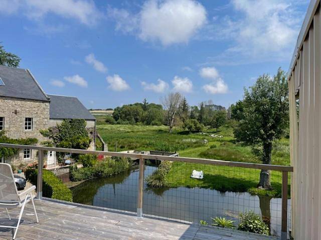Gîte pour 7 personnes, avec vue et jardin à Plougoulm - 2