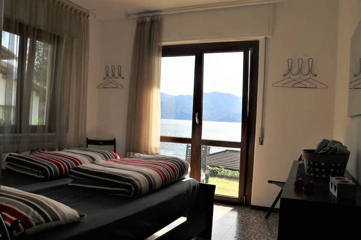 Ganze Wohnung, Haus mit privatem Garten und herrlichem Seeblick in Oggebbio Gemeinde, Lago Maggiore (Piemont)