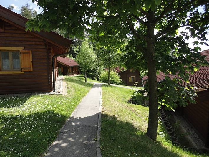 Ferienwohnung für 5 Personen, mit Balkon und Balkon/Terrasse sowie Terrasse und Pool in Stamsried - 4