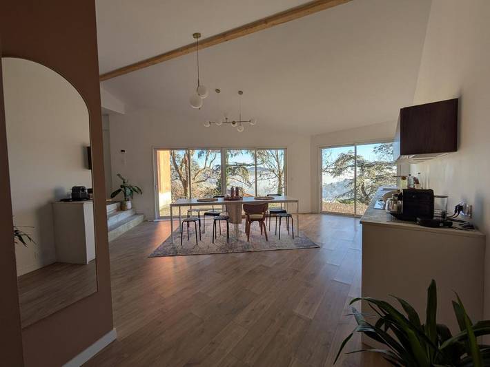 Location de vacances pour 2 personnes, avec vue et terrasse à Saint-Priest-en-Jarez - 2