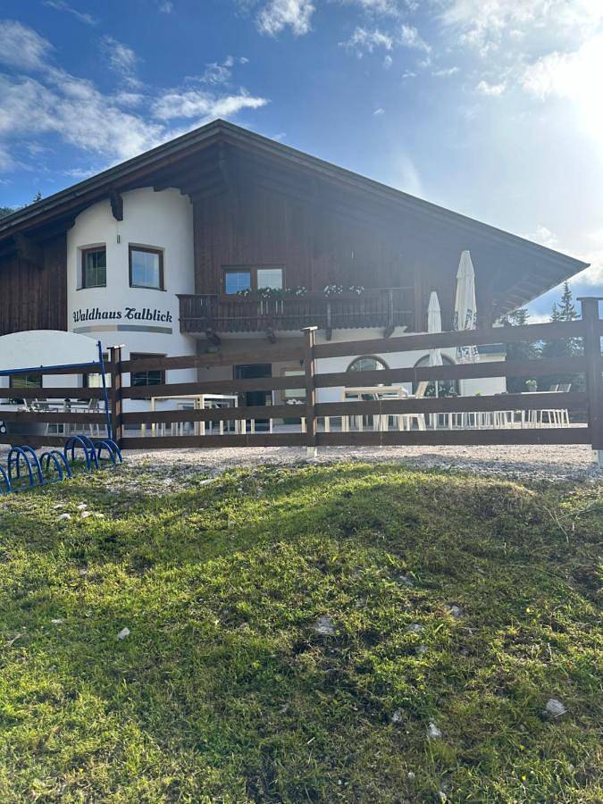 Hotel für 4 Personen, mit Garten und Ausblick, mit Haustier in Biberwier