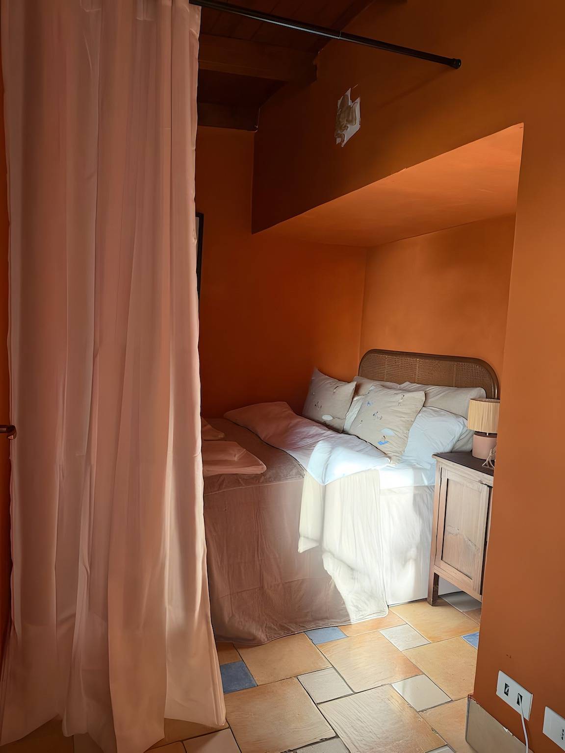 Apartamento entero, Ático 'Sunset Penthouse' con vistas al mar, Wi-Fi y aire acondicionado in Balestrate, Provincia de Palermo