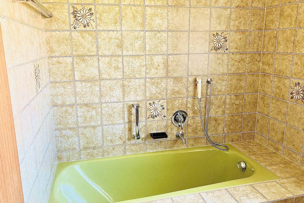 Ganze Wohnung, Ferienwohnung mit großem Balkon nahe Bodensee 97m ² in Ostrach, Region Bodensee-Oberschwaben