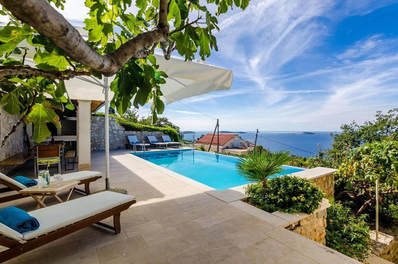 Elegant Sea-View Villa with Pool in Mlini, Dubrovačko-neretvanska županija